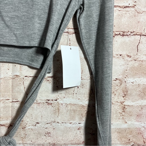 NWT Publik gray long sleeve ties crop top size small - Picture 4 of 6
